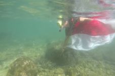 Wow, Bendera Merah Putih...