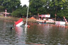 Upacara Bendera Unik,...