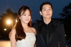 Song Joong Ki dan Song...