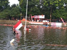Gelar Upacara di Situ,...