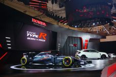 Mobil Formula 1 Honda...