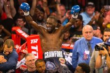 Crawford Borong Gelar...