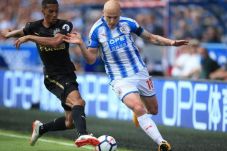 Huddersfield Kembali...