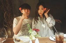 Taeyeon SNSD Nikmati...