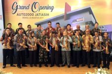 Auto2000 Perkuat Jaringan...