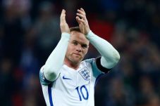 Wayne Rooney Akhiri...