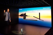 Samsung Resmi Kenalkan...