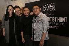 Make Over Gelar Make...
