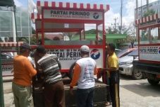 Penjual Gorengan di...