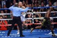 McGregor Akui Kelelahan...