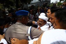 Polisi Belum Kabulkan...