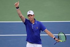 Tampil Dominan, Querrey...