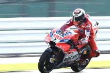 Lorenzo Puas dengan...