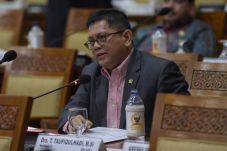 Pansus Angket KPK Panggil...