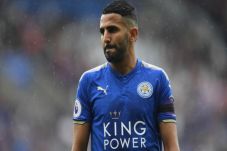 Tinggalkan Leicester...