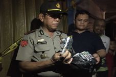 Jual Obat Terlarang,...