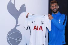 Soal Transfer Llorente,...