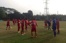 Fiji Turunkan Pemain...
