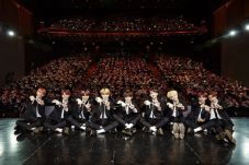 Konser Music Bank, Fans...