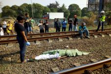 Pejalan Kaki Tewas Disambar...