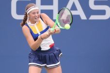 Jelena Ostapenko Tak...