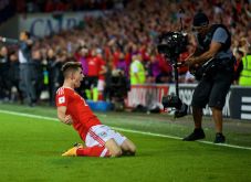 Ben Woodburn, Bintang...
