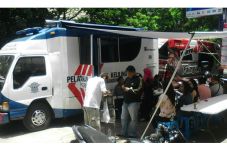 Satu Mobil Keliling...