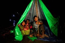 Soal Rohingya, PPP Ingin...