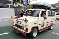 Toyota Kijang dan Veloz...