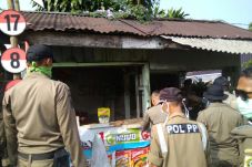 Ratusan Lapak PKL di...