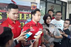 Polisi Terus Cari Keberadaan...
