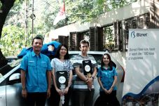 Biznet Serahkan Hadiah...