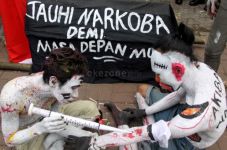 Pasien Terapi Rumatan...