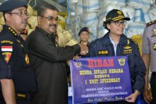 Pemkab Karimun Terima...