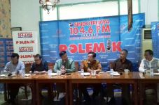 UU Desa Membuat Masyarakat...