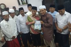 Minta PDIP Usung Gus...