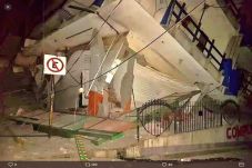 Gempa Dahsyat Renggut...
