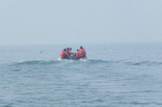 Bangkai Kapal Cahaya...
