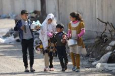 Irak Menahan 1.400 Istri...