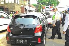 Kewajiban Miliki Garasi,...
