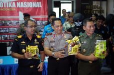 Selundupkan 10,3 Kg...