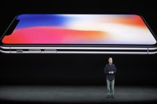 Tiga Smartphone Sekaligus,...