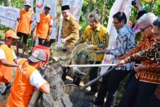 Dukung Aksi Pangan OJK,...
