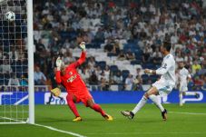 Cetak Dua Gol bagi Real...