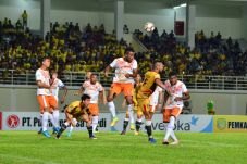 Gol Bunuh Diri Mitra...