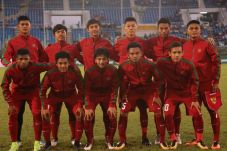 Hadapi Thailand, Indra...