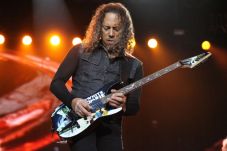 Kirk Hammett Akui Riff...