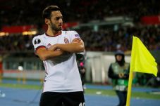 Trigol Andre Silva Warnai...