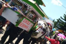 4.000 Warga Cikole Gelar...