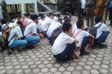 Bolos Sekolah, Puluhan...